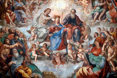 De kroning van de Maagd. Fresco. San Donato kerk. Genua. Italië. door . .