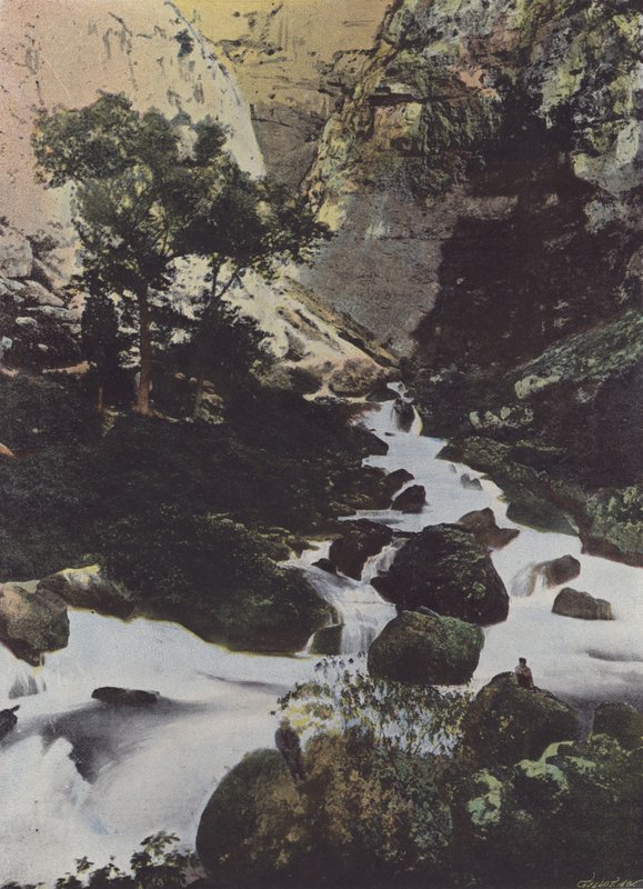 Bron van de Sorgue bij de Fontaine de Vaucluse (gekleurde foto) door (after) French Photographer