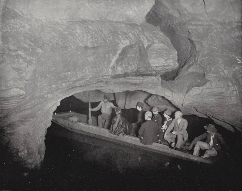 Echo River, Mammoth Cave, Kentucky door American Photographer (after)
