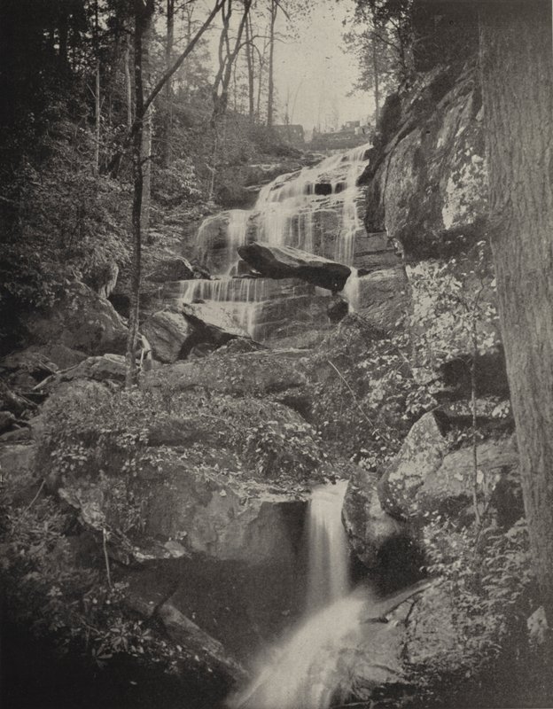 Fall Creek Cascade, North Carolina (zwart-wit foto) door American Photographer (after)