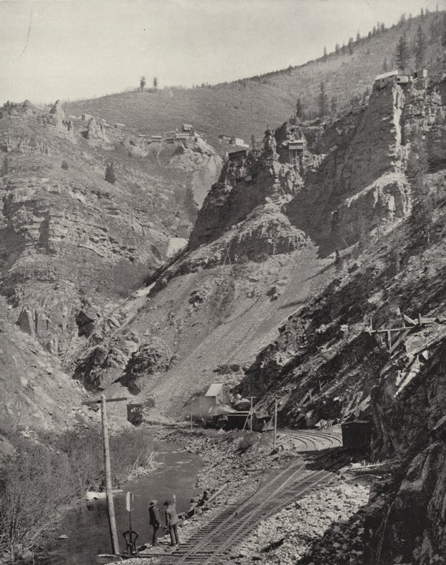 Mijnen in Eagle River Canyon, Colorado door American Photographer (after)