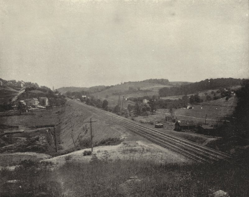 Aardgasbronnen, Grapeville, Pennsylvania (zwart-wit foto) door American Photographer (after)