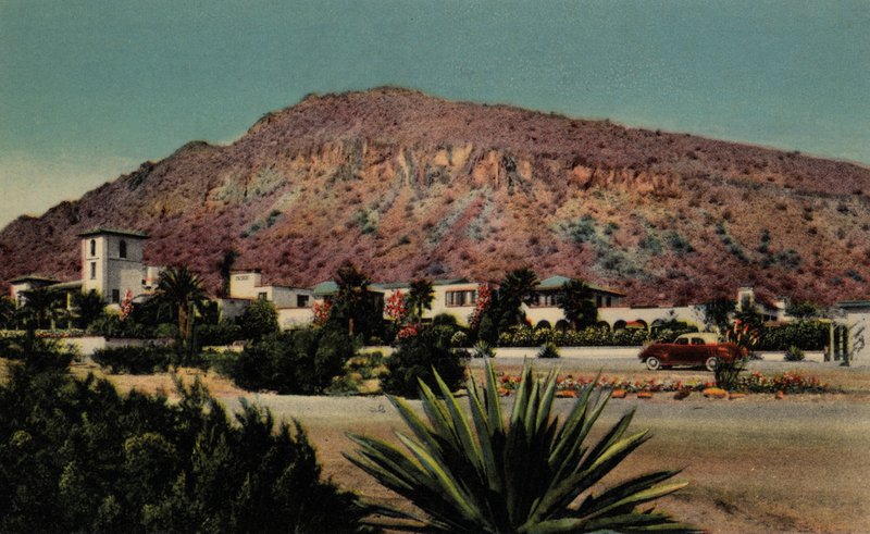 Phoenix, Arizona: Paradise Inn door American Photographer (after)