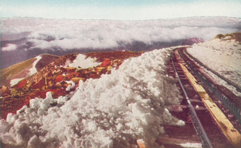 Boven de wolken, vanaf de top van Pikes Peak, hoogte door American Photographer