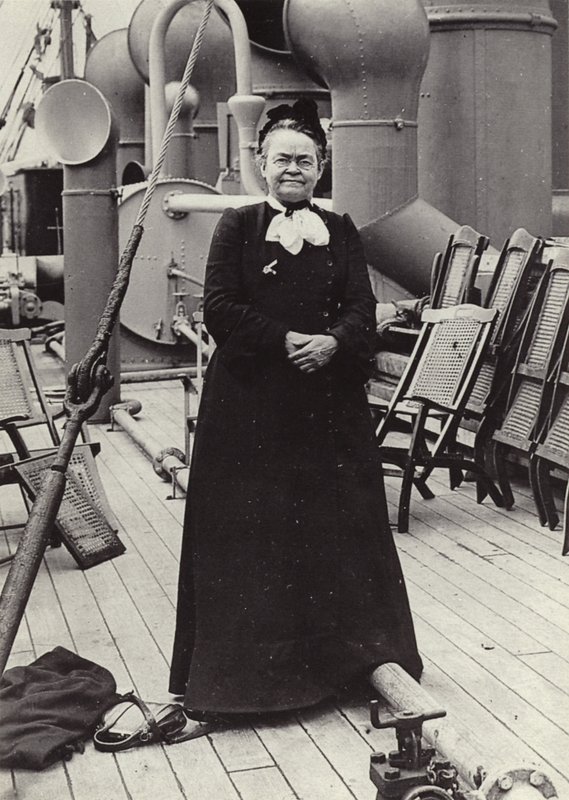 Carrie Nation (1846-1911), Amerikaanse radicale campagnevoerster voor drankbestrijding, c1905 (z/w foto) door American Photographer