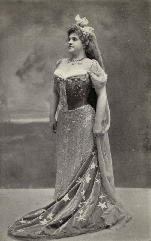 Marcella Sembrich, als Astrifiammante, Koningin van de Nacht, in "De Toverfluit" (z/w foto) door American Photographer