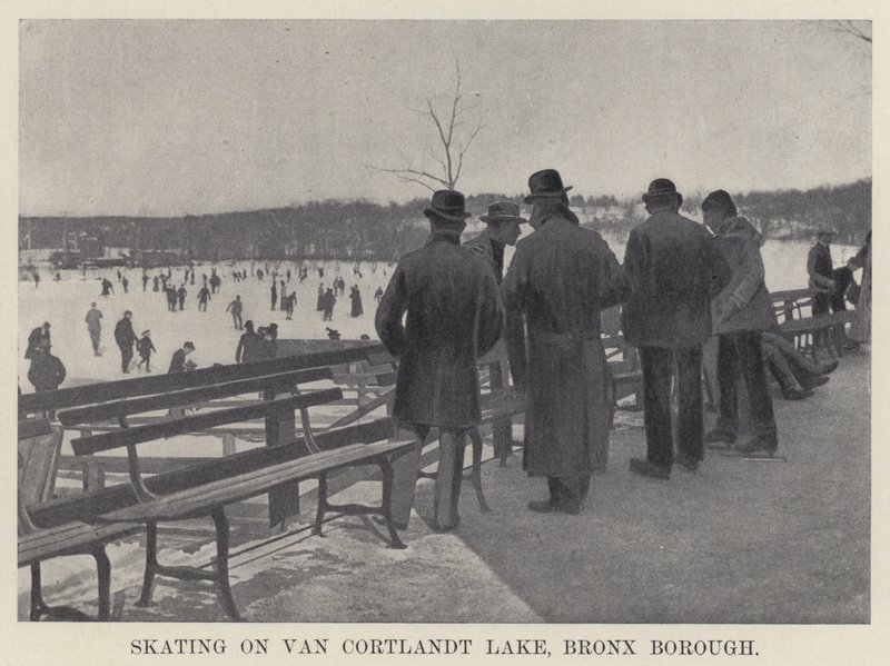 Schaatsen op Van Cortlandt Lake, Bronx Borough door American Photographer