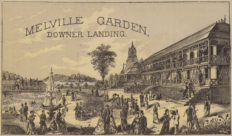Melville Garden, Downer Landing door American School