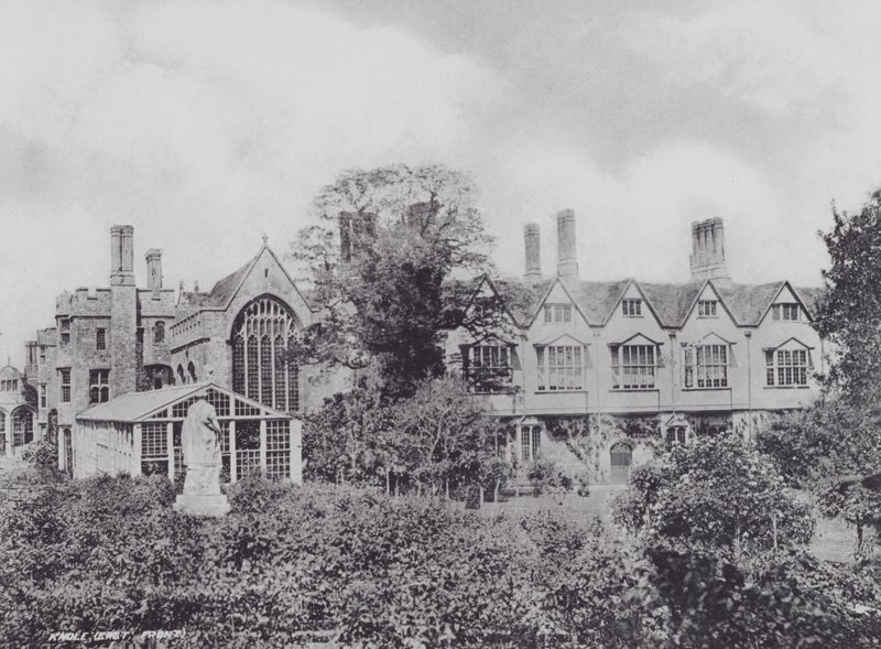 Knole, Oostelijke Voorzijde door Charles Essenhigh Corke