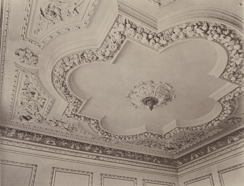 Belton House, Grantham, Plafond van de Trap door Charles Latham