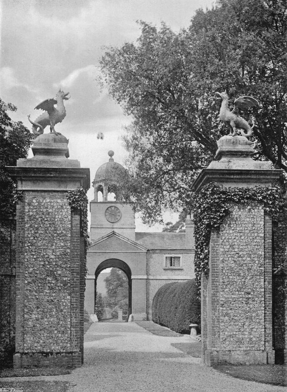 De ingang door Charles Latham
