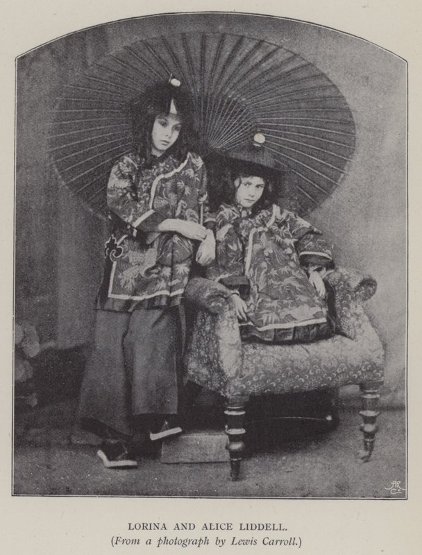 Lorina en Alice Liddell (zwart-wit foto) door Charles Lutwidge Dodgson