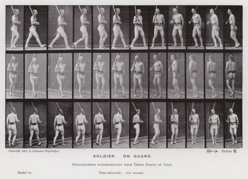 De menselijke figuur in beweging: Soldaat, op wacht door Eadweard Muybridge