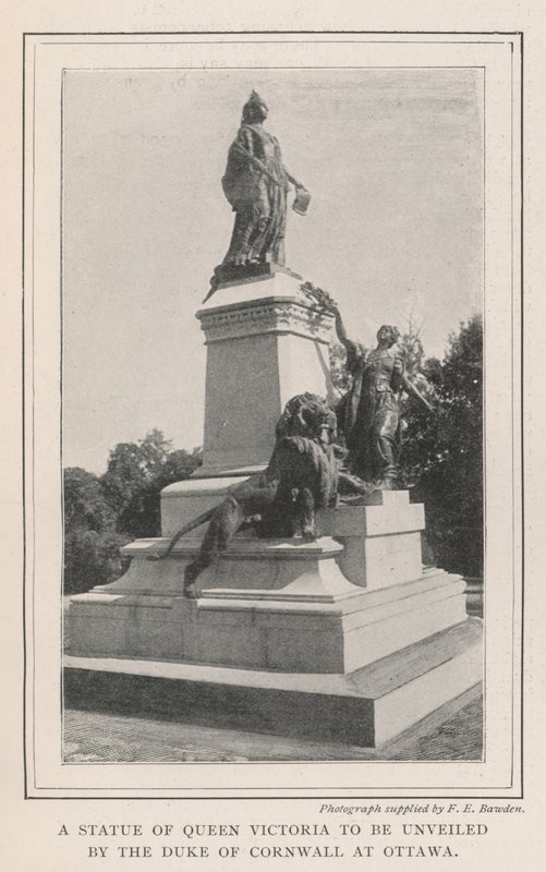 Een Standbeeld van Koningin Victoria dat door de Hertog van Cornwall in Ottawa zal worden Onthuld door English Photographer