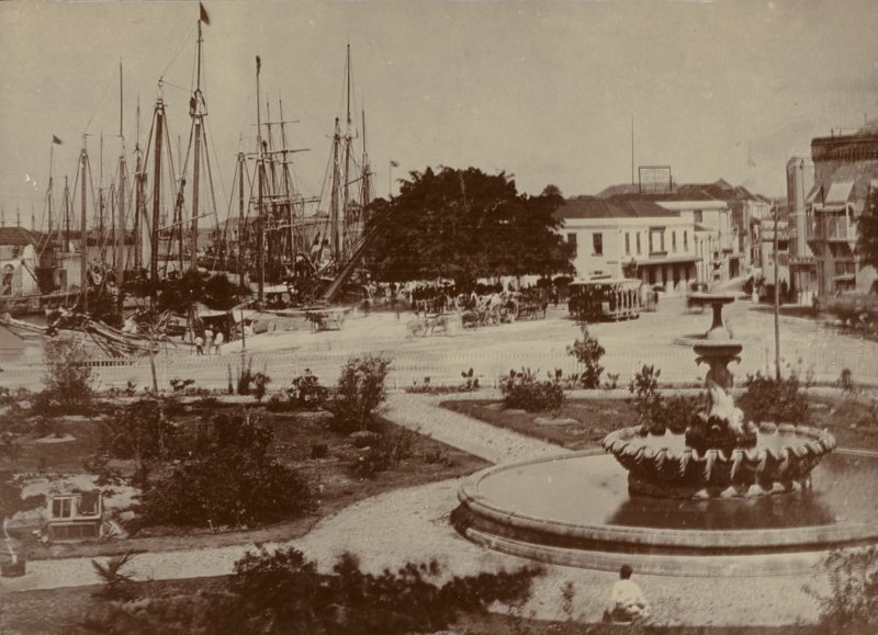 Bridgetown Haven, circa 1900 door English Photographer