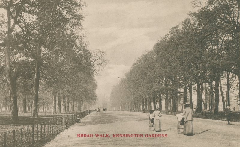 Broad Walk, Kensington Gardens door English Photographer