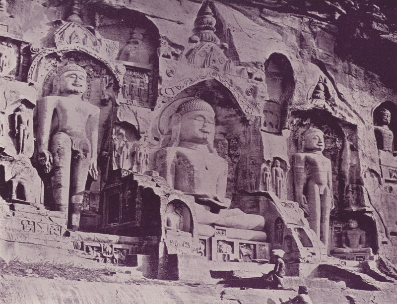 Boeddhistische Figuren, De Gelukkige Vallei, Gwalior door English Photographer