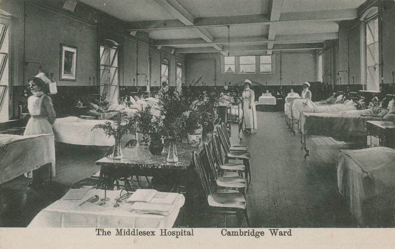 Cambridge Ward, The Middlesex Hospital, Londen door English Photographer