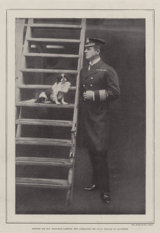 Kapitein de Eerwaarde Hedworth Lambton, die het bevel voerde over de marinebrigade in Ladysmith door English Photographer