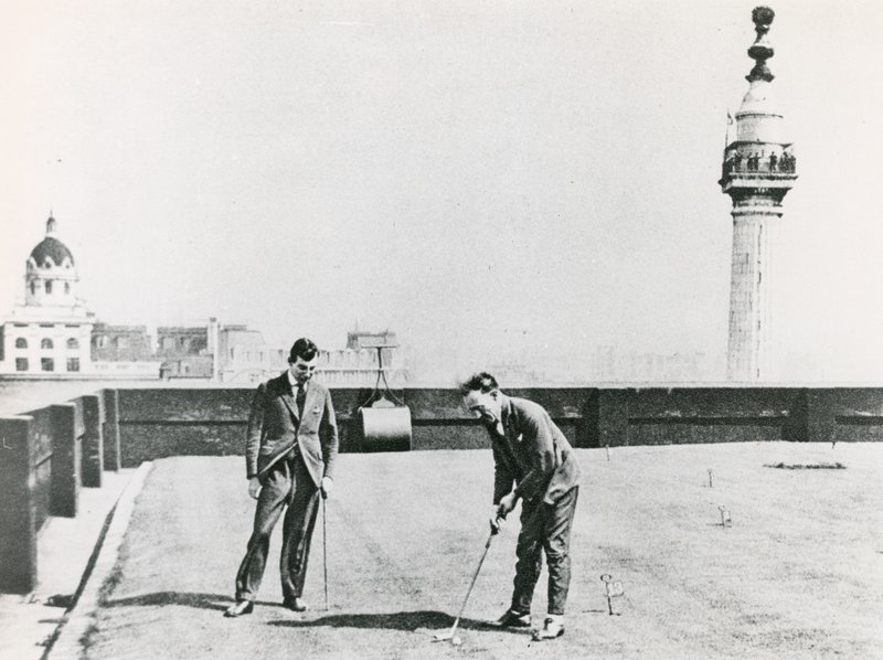 Stedelijke golfers gezien vanaf het Monument door English Photographer