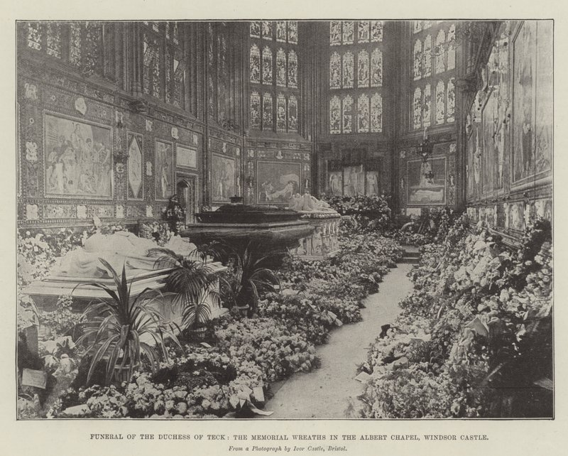 Begrafenis van de hertogin van Teck, de herdenkingskransen in de Albert Kapel, Windsor Kasteel door English Photographer