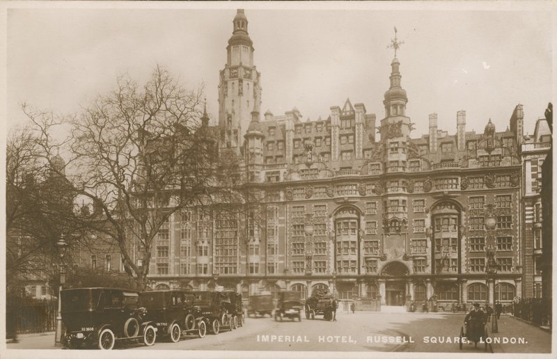Imperial Hotel, Russell Square, Londen door English Photographer