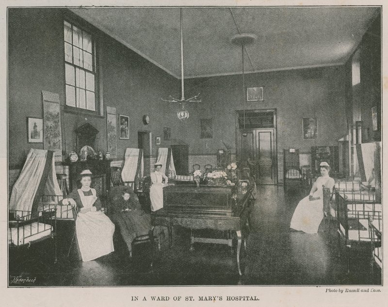 In een zaal van St Mary
