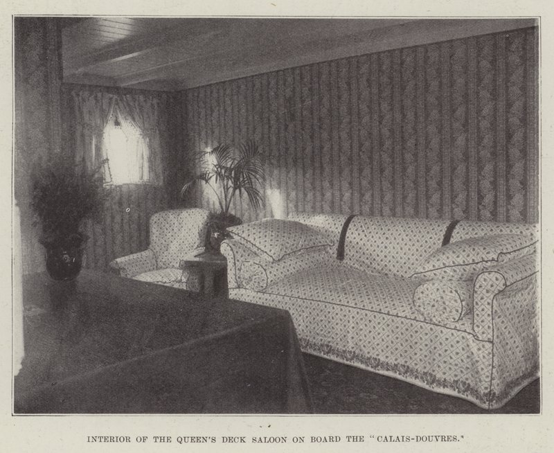 Interieur van de koninklijke deksalon aan boord van de Calais-Douvres door English Photographer