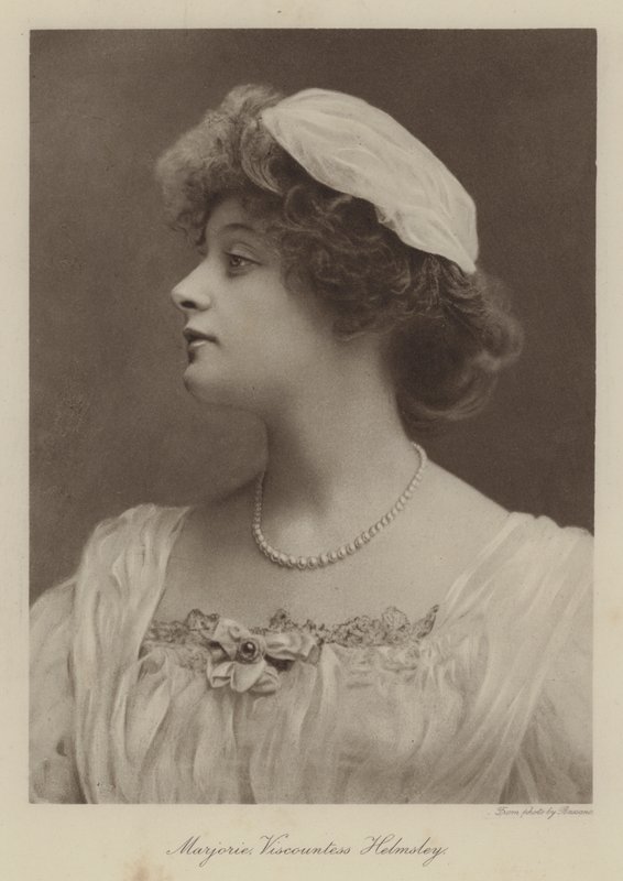 Marjorie Burggravin Helmsley (z/w foto) door English Photographer