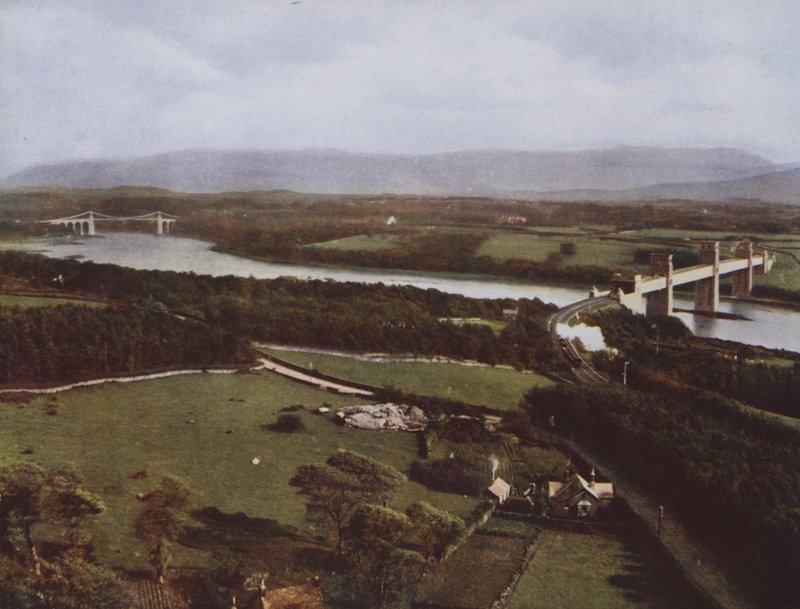 Menai Straits vanaf Anglesey Column door English Photographer