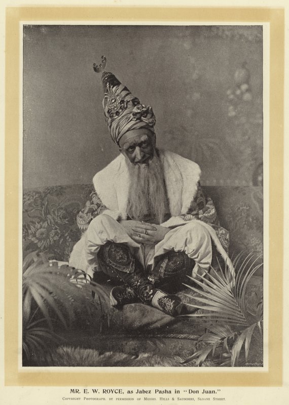 Meneer E W Royce, als Jabez Pasha in Don Juan door English Photographer