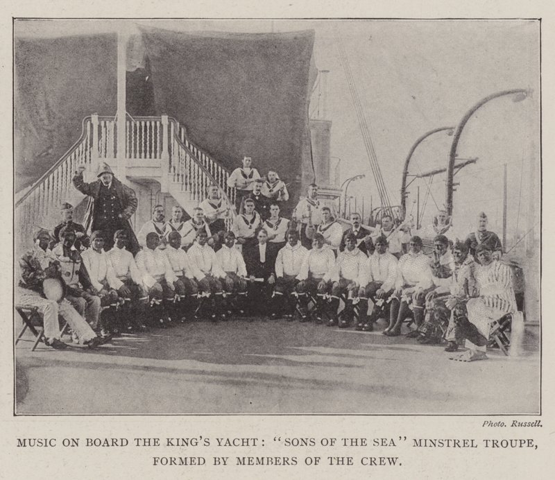Muziek aan Boord van het Koningsjacht, Zonen van de Zee Minstrel Troupe, gevormd door Leden van de Bemanning door English Photographer