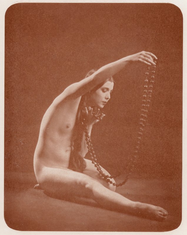 Naaktkunst: Juweel door English Photographer