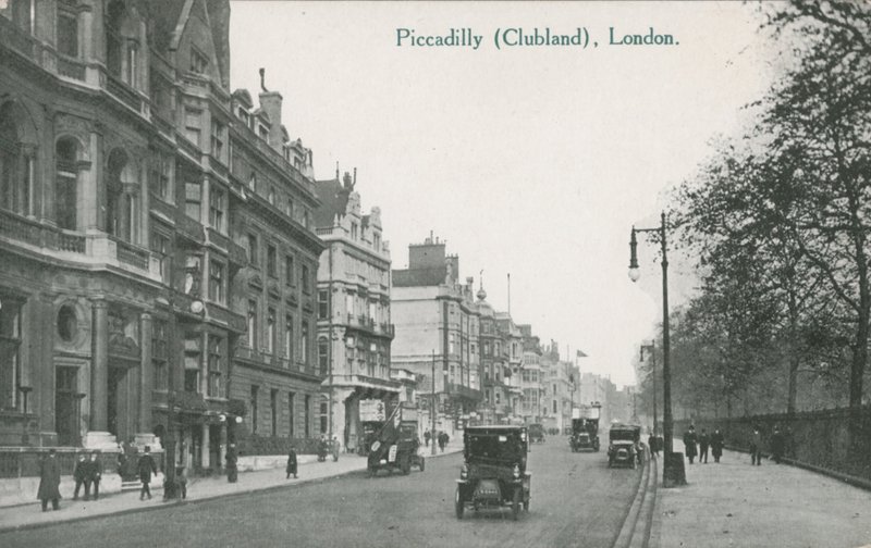 Piccadilly, Londen - Clubland door English Photographer