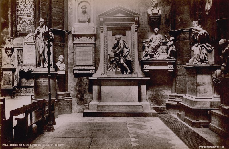 Ansichtkaart met een afbeelding van Poets Corner door English Photographer