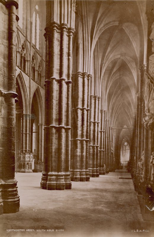 Ansichtkaart met een afbeelding van het zuidpad van Westminster Abbey door English Photographer