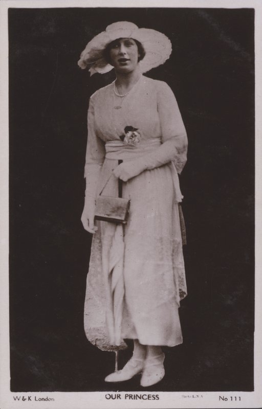 Prinses Mary (zw/w foto) door English Photographer