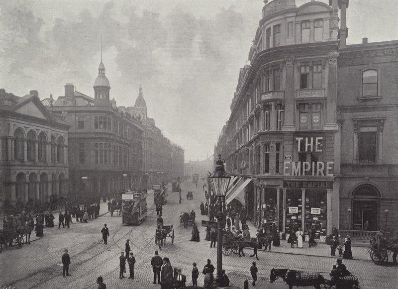 Royal Avenue, Belfast door English Photographer
