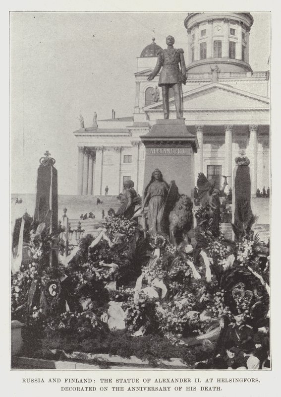 Rusland en Finland, het Standbeeld van Alexander II in Helsingfors, versierd op de Verjaardag van zijn Dood door English Photographer