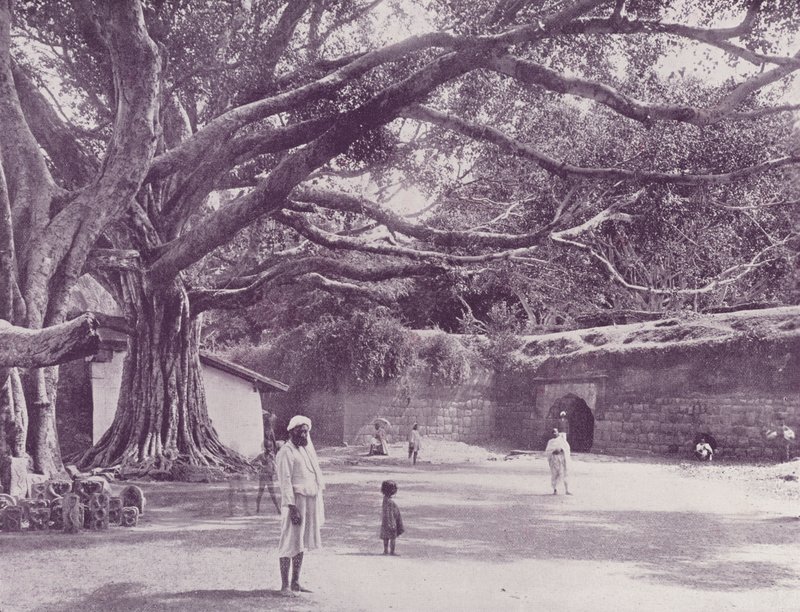 Sally Port Poort, waar Tippoo Sultan werd gedood, Seringapatam door English Photographer