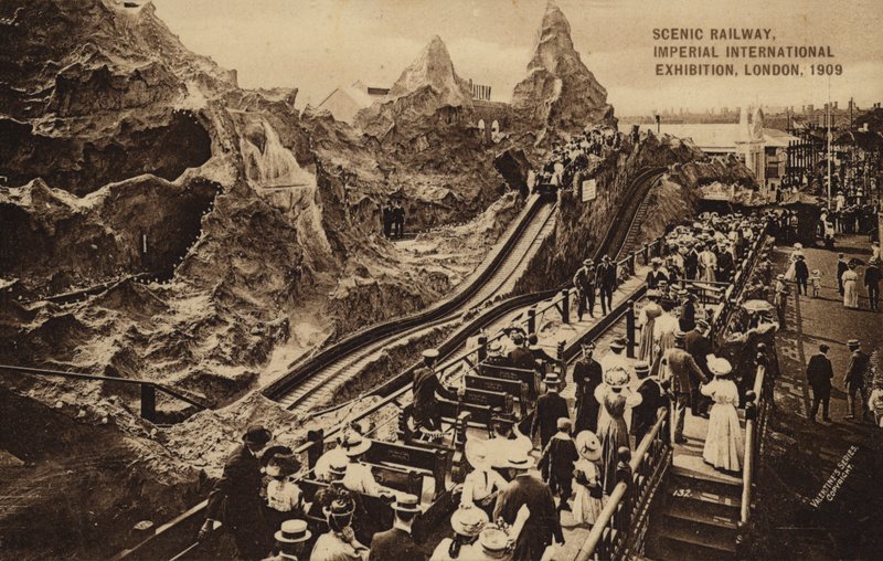 Scenic Railway, Imperial International Exhibition, Londen door English Photographer