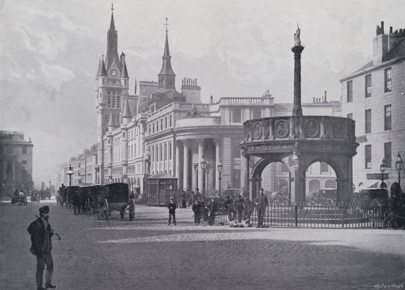 Schotland: Aberdeen, Market Cross en Gemeentelijke Gebouwen door English Photographer
