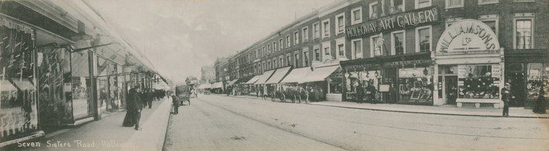 Seven Sisters Road, Holloway, Londen door English Photographer