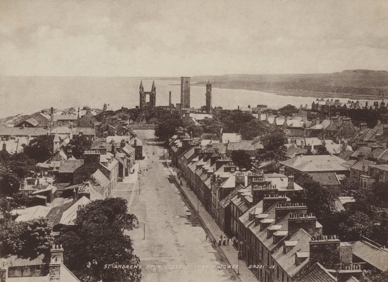 St Andrews vanuit de toren van de College Church door English Photographer