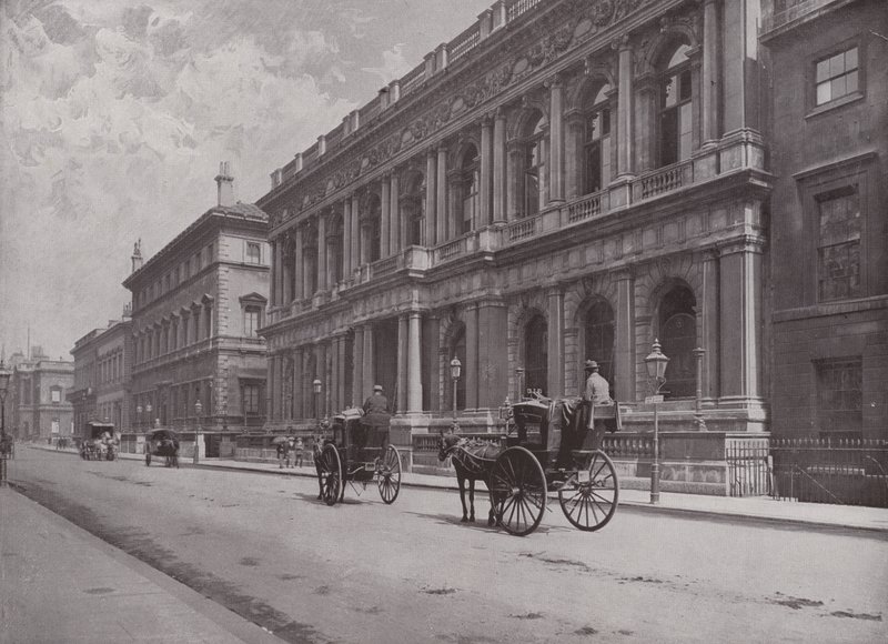 The Carlton en Reform Clubs, Pall Mall door English Photographer