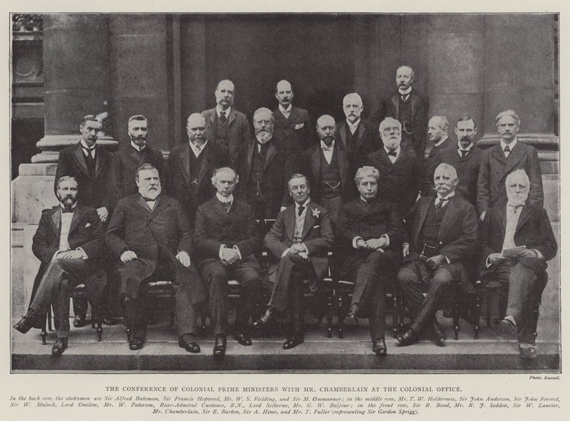 De Conferentie van Koloniale Eerste Ministers met Mr Chamberlain in het Koloniaal Kantoor door English Photographer
