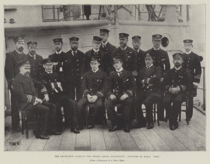 De Expeditie tegen de Sierra Leone Opstandelingen, Officieren van HMS Fox door English Photographer
