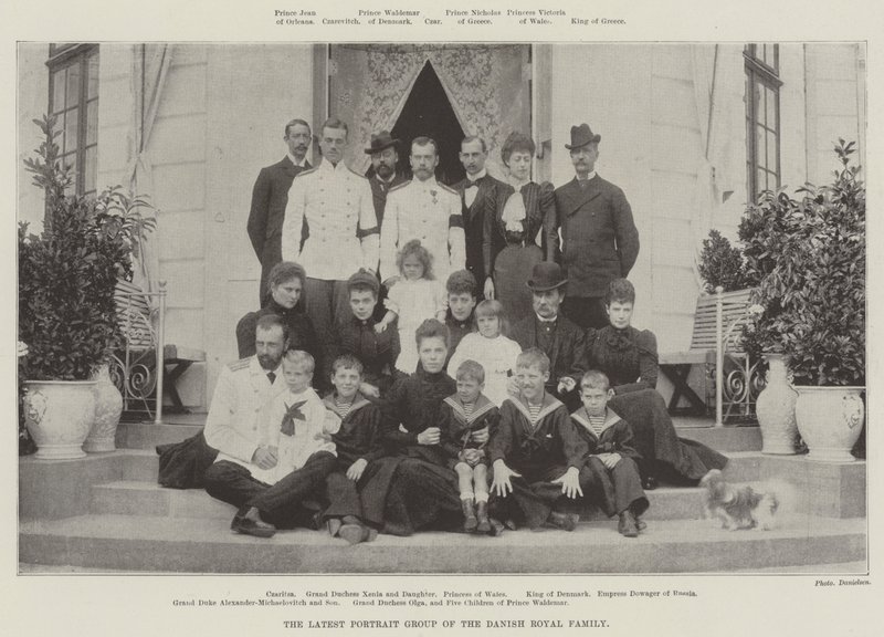 De nieuwste portretgroep van de Deense koninklijke familie door English Photographer