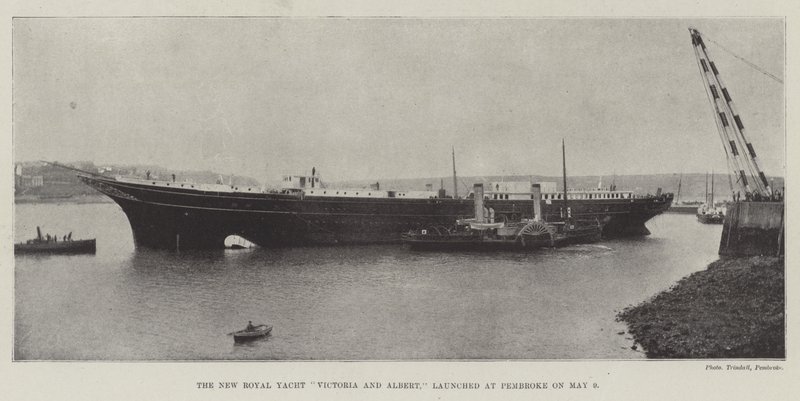 Het nieuwe koninklijke jacht Victoria en Albert, te water gelaten in Pembroke op 9 mei door English Photographer