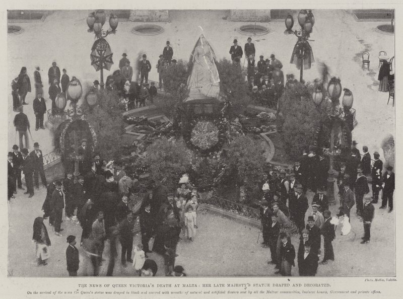 Het nieuws van de dood van koningin Victoria in Malta, het standbeeld van Hare overleden Majesteit gedrapeerd en versierd door English Photographer